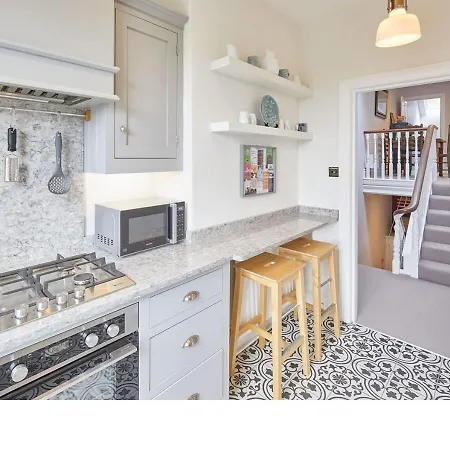 Appartamento Kulla Loft - Views, High Ceilings & Natural Light *