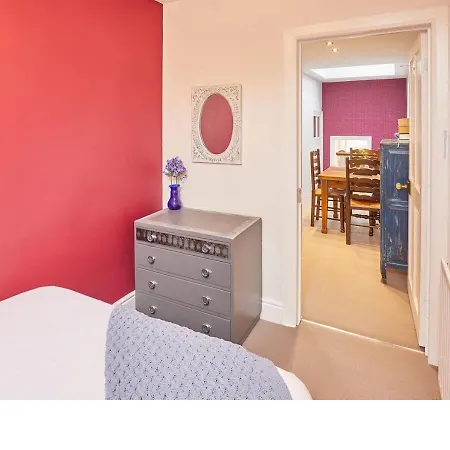 Kulla Loft - Views, High Ceilings & Natural Light * Harrogate